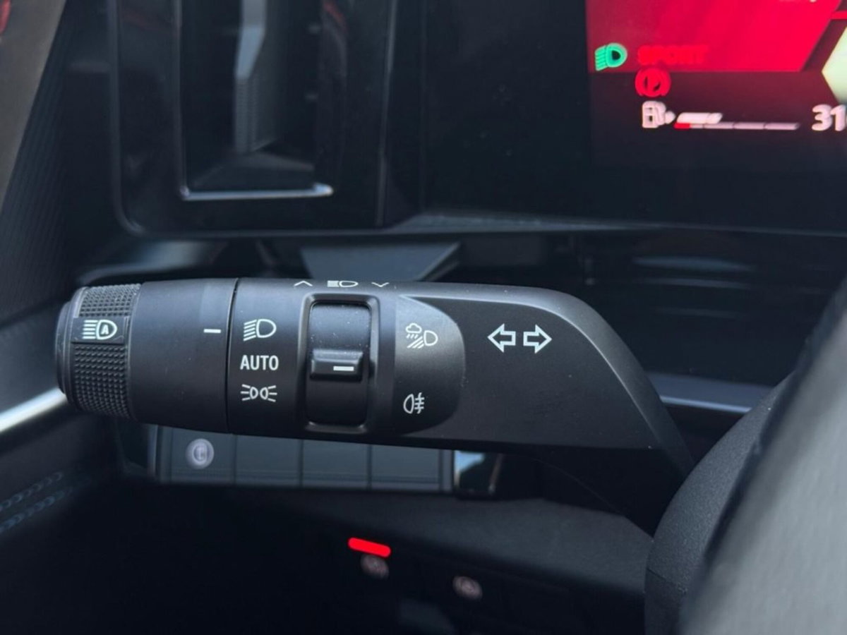 Renault Rafale 1.2 full hybrid Techno 200cv auto (14)