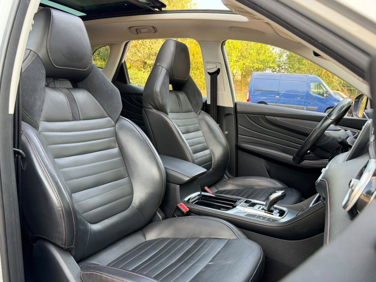 Mg HS 1.5 t-gdi Luxury auto (10)