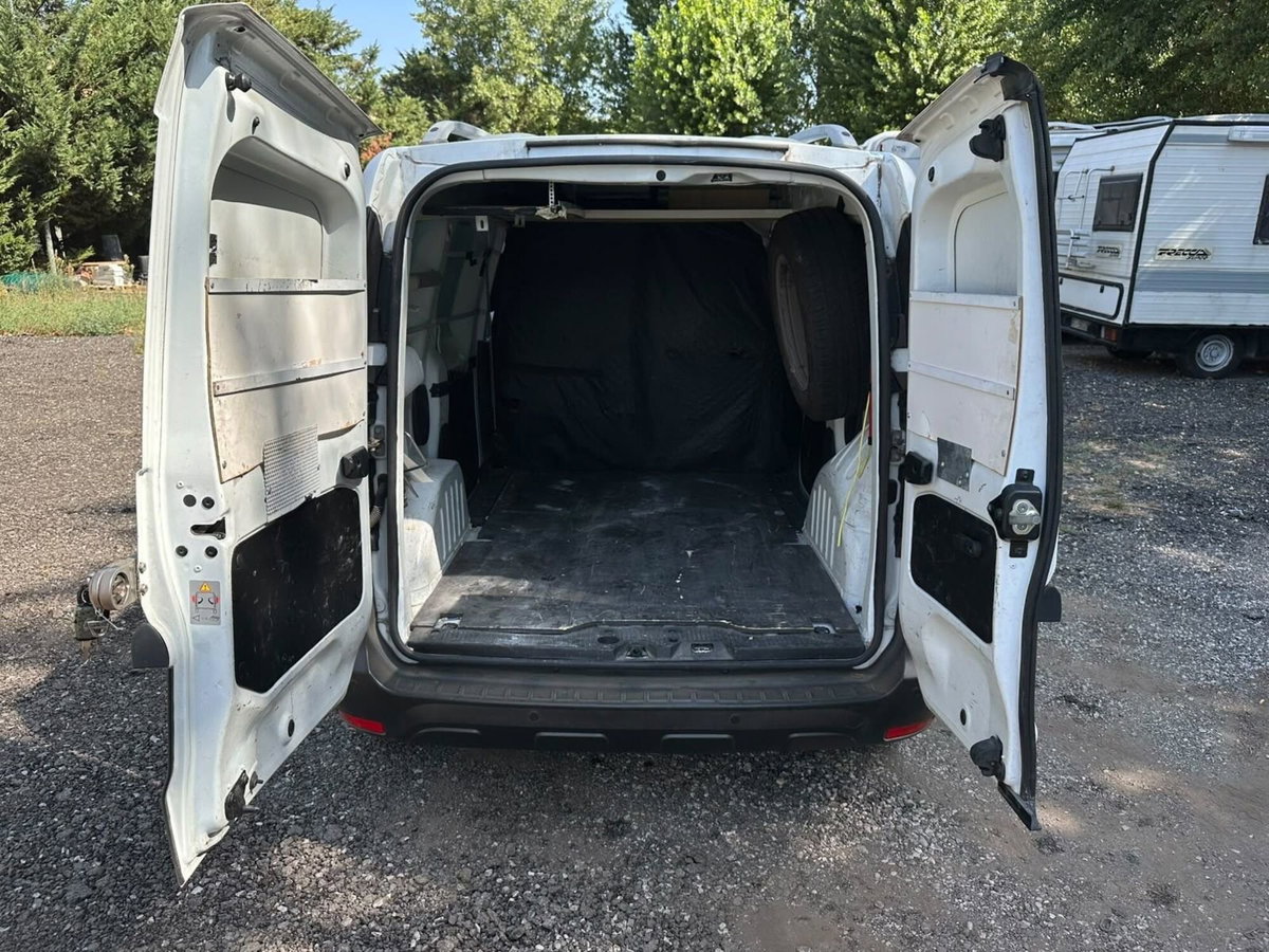 Dacia Dokker Furgone SCe 110CV GPL Furgone (10)