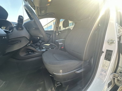 Hyundai ix35 1.7 CRDi 2WD Classic (10)