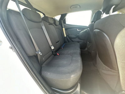 Hyundai ix35 1.7 CRDi 2WD Classic (14)