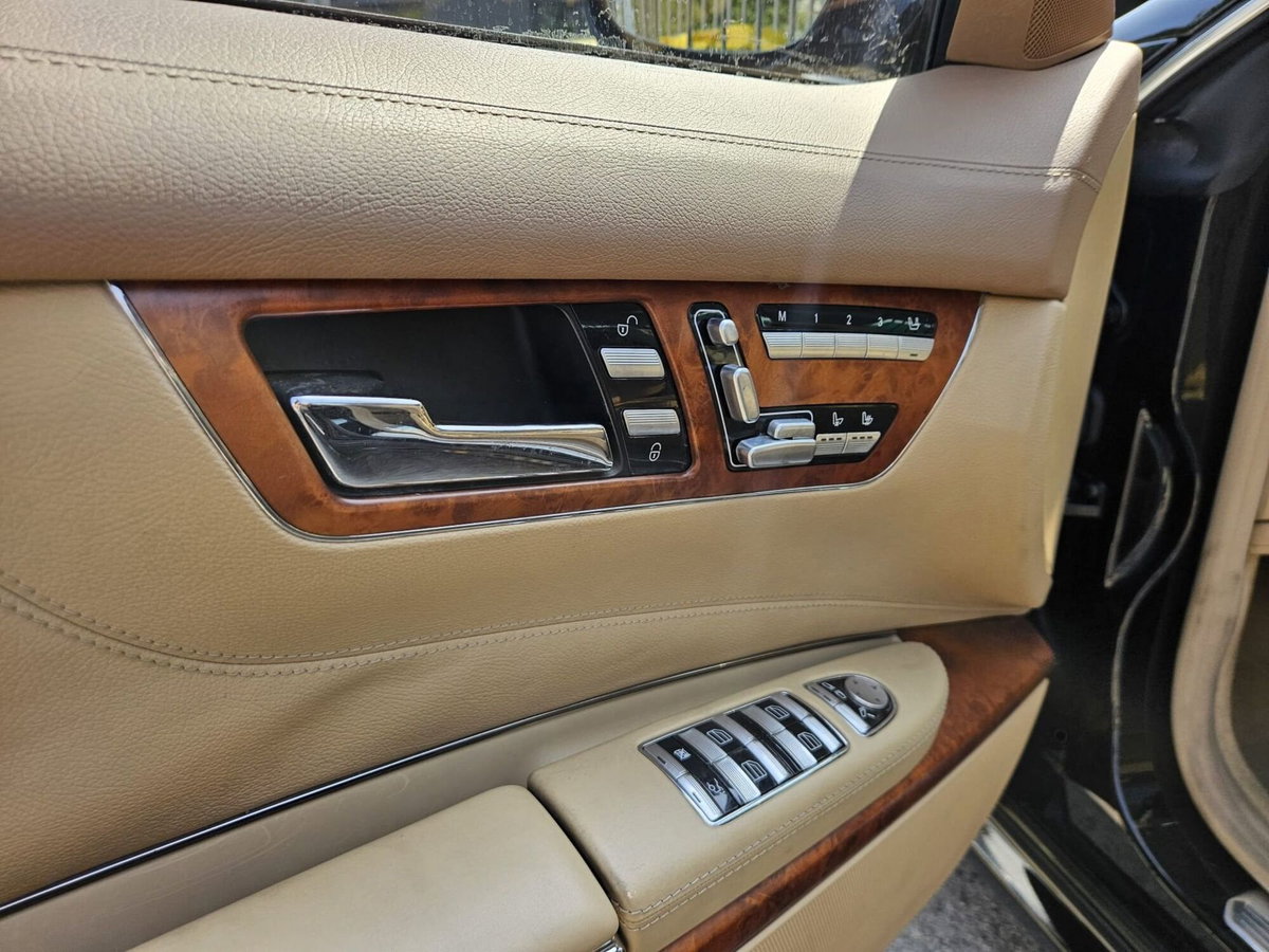 Mercedes-Benz CL 500 4Matic Sport (16)