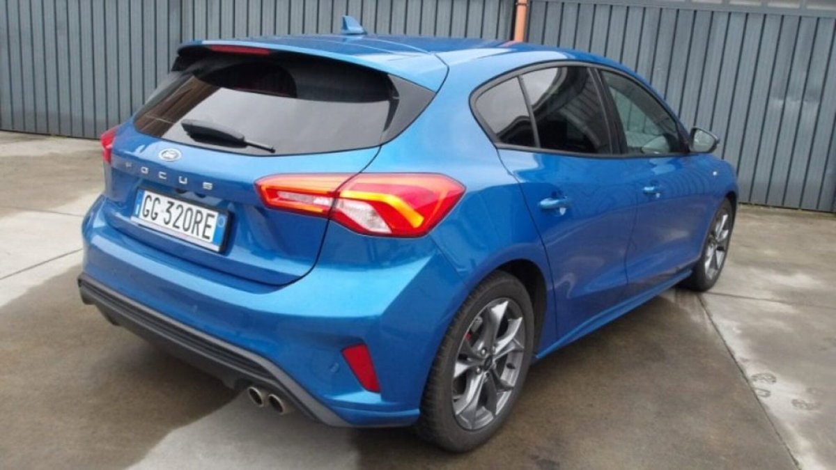 Ford Focus 1.5 EcoBlue 120 CV 5p. ST-Line (3)