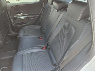 Mercedes-Benz Classe B 200 Automatic 4Matic Sport Plus (15)