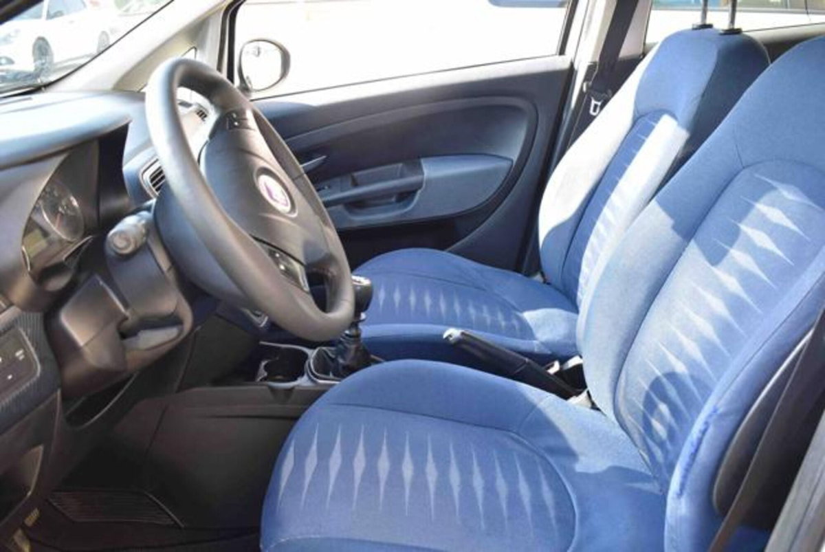 Fiat Grande Punto 1.4 5 porte Active Natural Power (8)