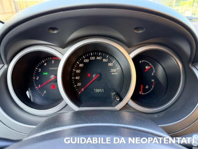 Suzuki Grand Vitara 1.9 DDiS 5 porte Crossover (10)