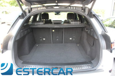Land Rover Range Rover Velar 2.0D I4 240 CV R-Dynamic S (19)