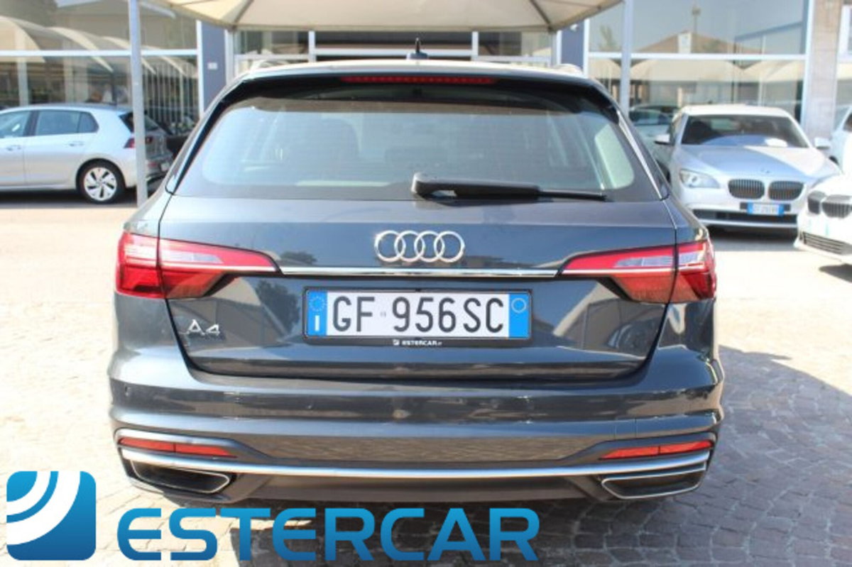 Audi A4 Avant 35 TDI/163 CV S tronic Business Advanced (11)