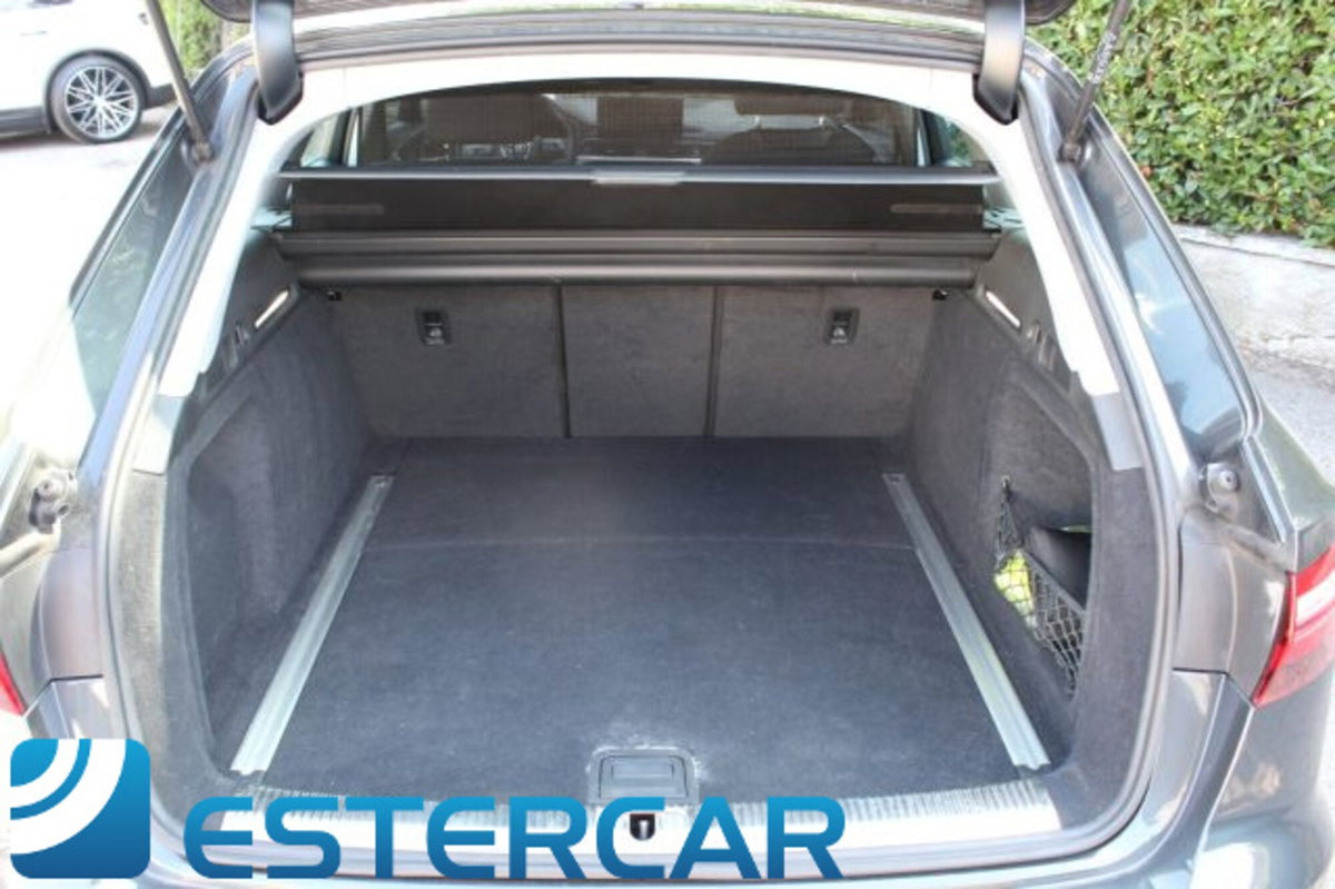 Audi A4 Avant 35 TDI/163 CV S tronic Business Advanced (16)