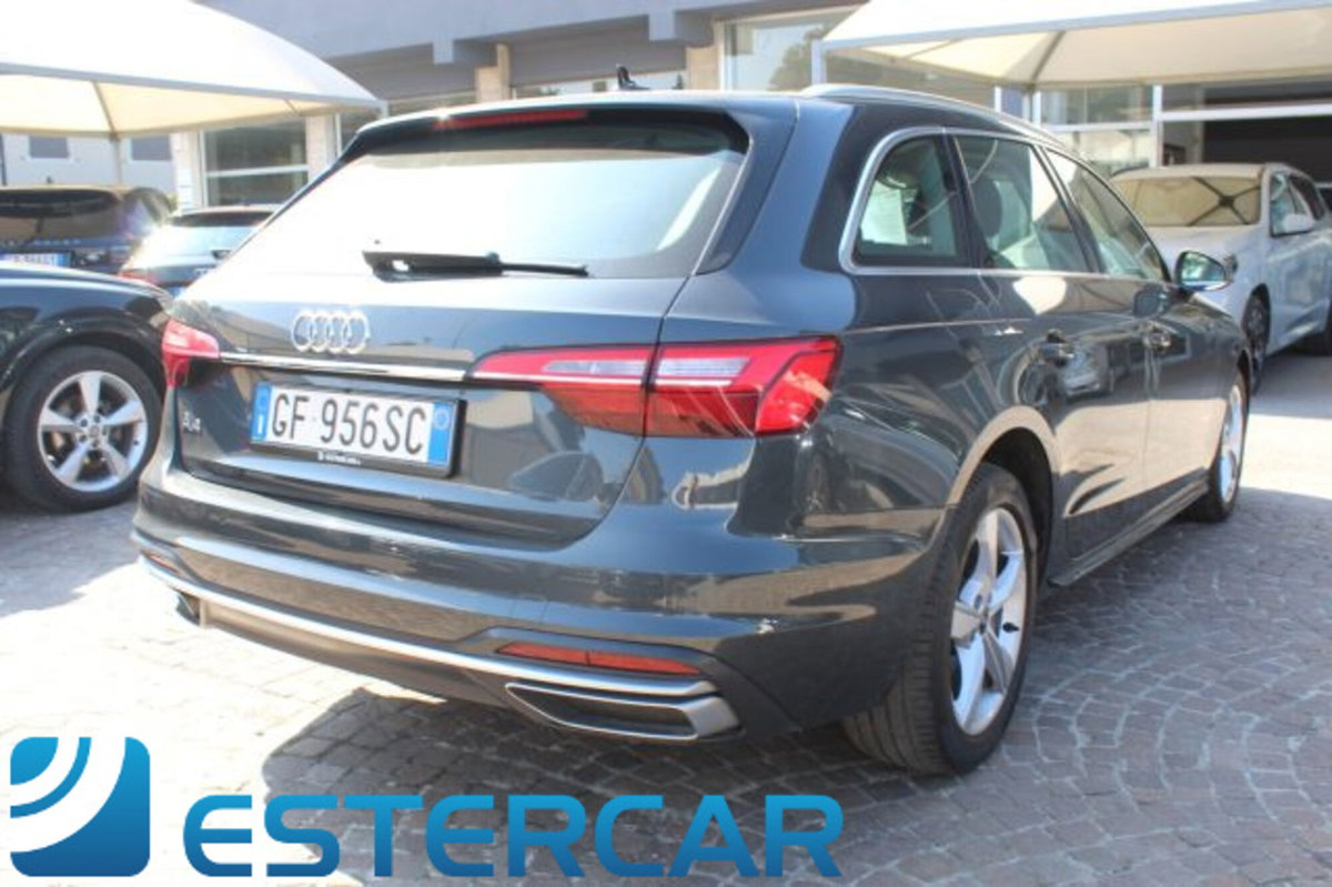 Audi A4 Avant 35 TDI/163 CV S tronic Business Advanced (2)