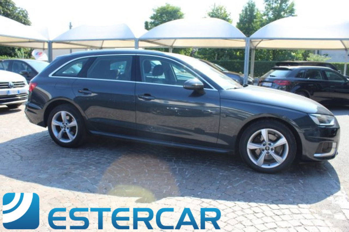 Audi A4 Avant 35 TDI/163 CV S tronic Business Advanced (9)