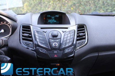 Ford Fiesta 1.5 TDCi 75CV 3 porte Titanium (16)