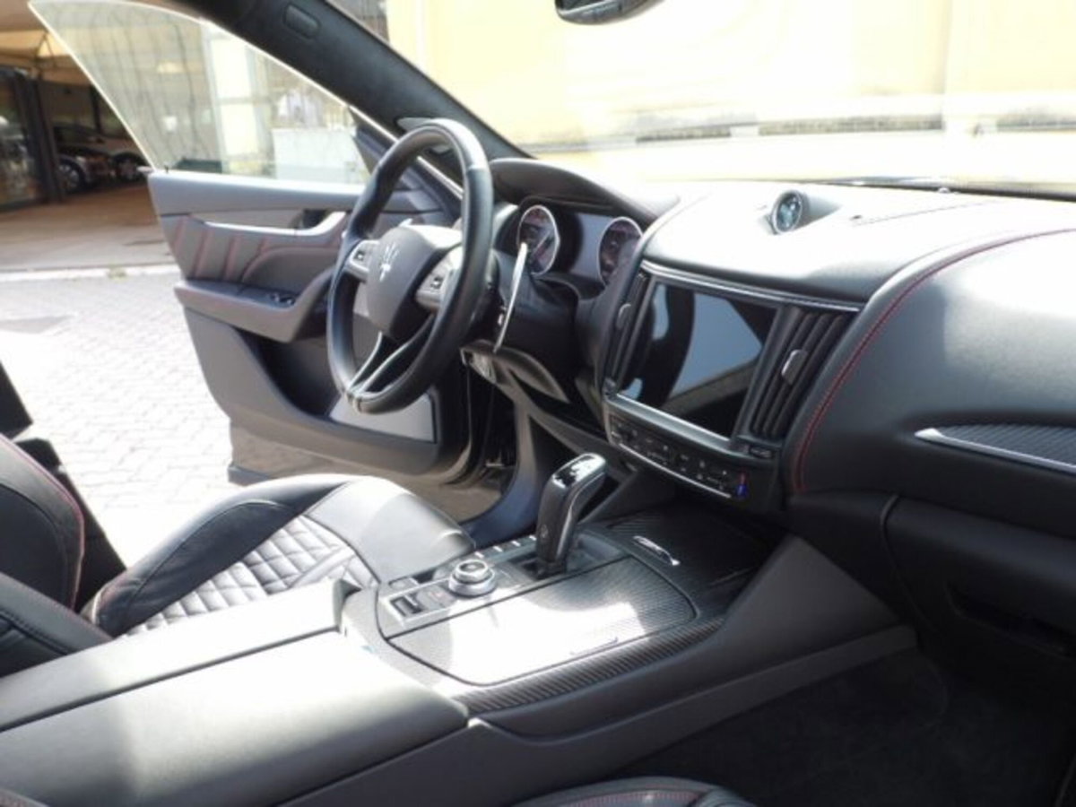 Maserati Levante Levante V8 580 CV AWD Trofeo (6)
