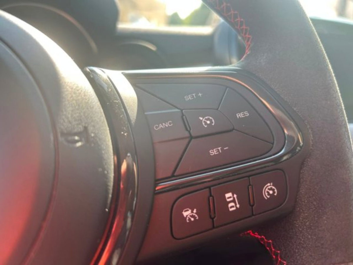 Fiat 500X 1.5 t4 hybrid Sport 130cv dct (11)
