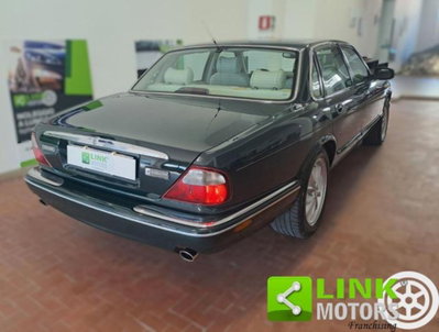 Jaguar XJ 3.2 cat Executive (10)
