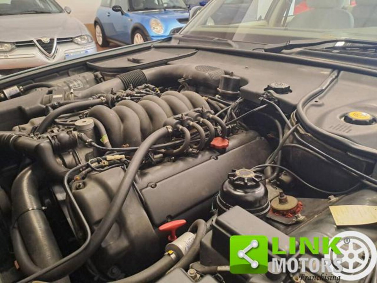 Jaguar XJ 3.2 cat Executive (12)