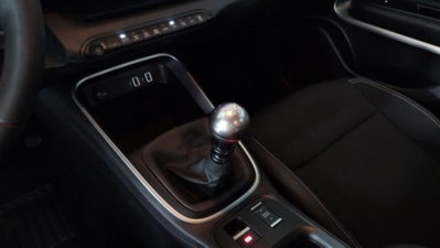 Jeep Avenger 1.2 turbo Altitude fwd 100cv (15)