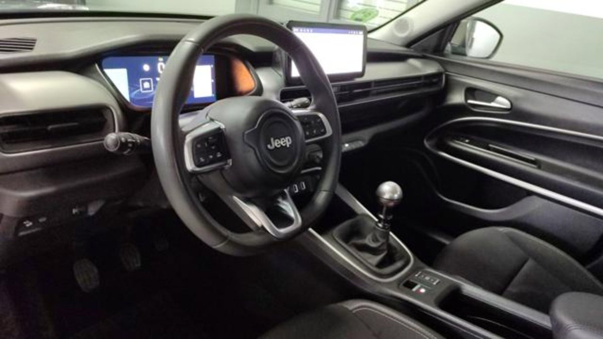 Jeep Avenger 1.2 turbo Altitude fwd 100cv (7)
