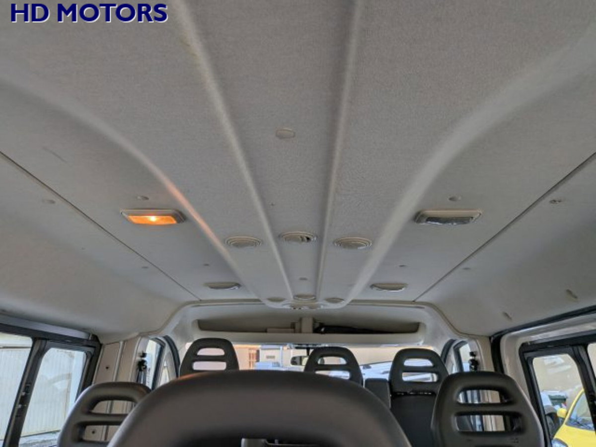 Peugeot Boxer Furgone 330 2.0 BlueHDi PC-TN Furgone (11)
