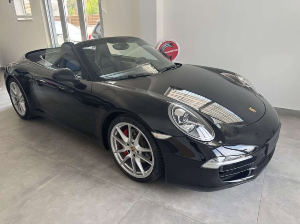 Porsche 911 Cabrio 3.8 Targa 4S (3)