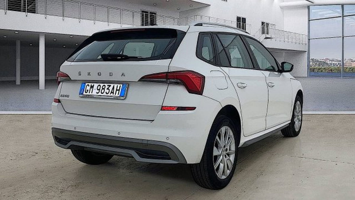 Skoda Kamiq 1.0 TSI 110 CV DSG Style (4)