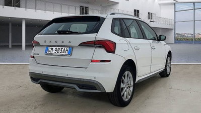 Skoda Kamiq 1.0 TSI 110 CV DSG Style (4)