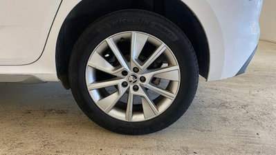 Skoda Kamiq 1.0 TSI 110 CV DSG Style (6)