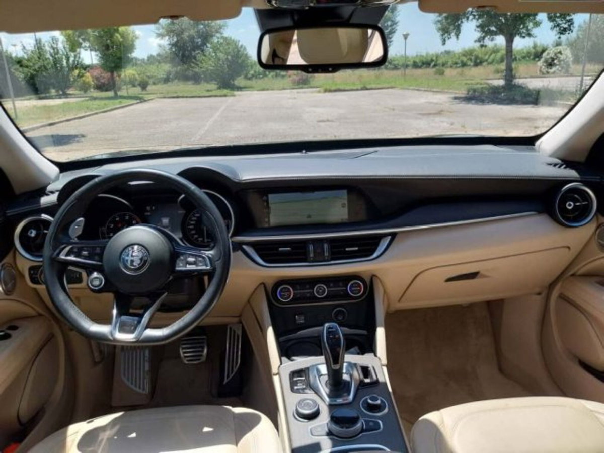 Alfa Romeo Stelvio 2.0 t Veloce Q4 280cv auto (10)