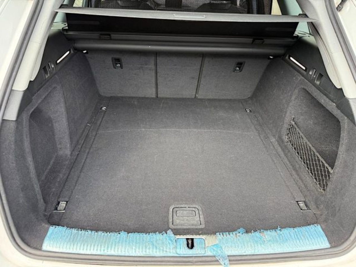 Audi A4 Avant 2.0 TDI 122 CV Business Sport (6)