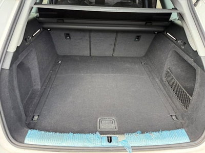 Audi A4 Avant 2.0 TDI 122 CV Business Sport (6)