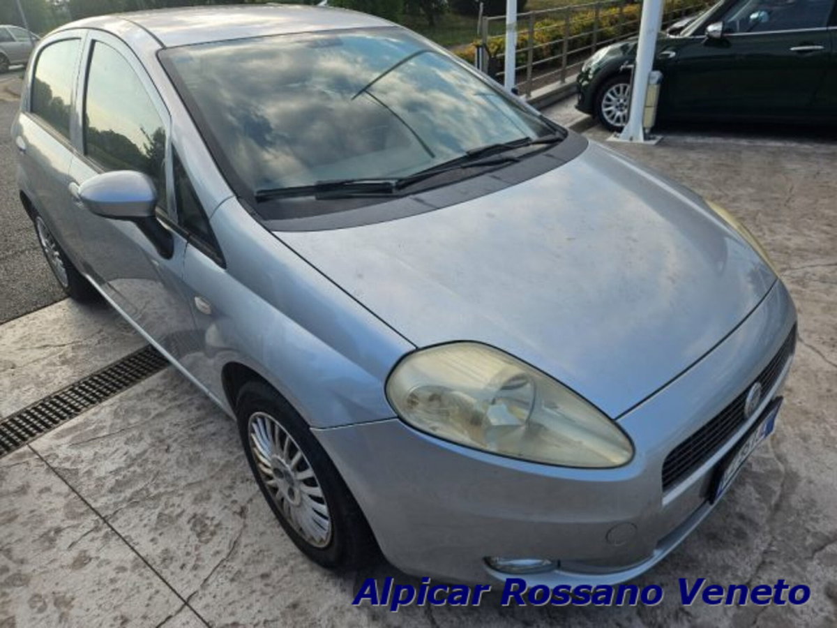 Fiat Grande Punto 1.3 MJT 90 CV 5 porte Dynamic (11)