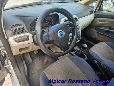 Fiat Grande Punto 1.3 MJT 90 CV 5 porte Dynamic (8)