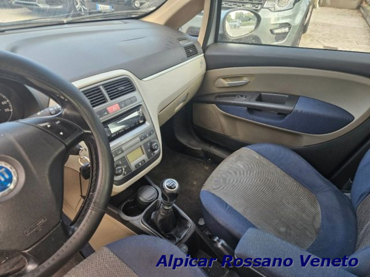 Fiat Grande Punto 1.3 MJT 90 CV 5 porte Dynamic (9)