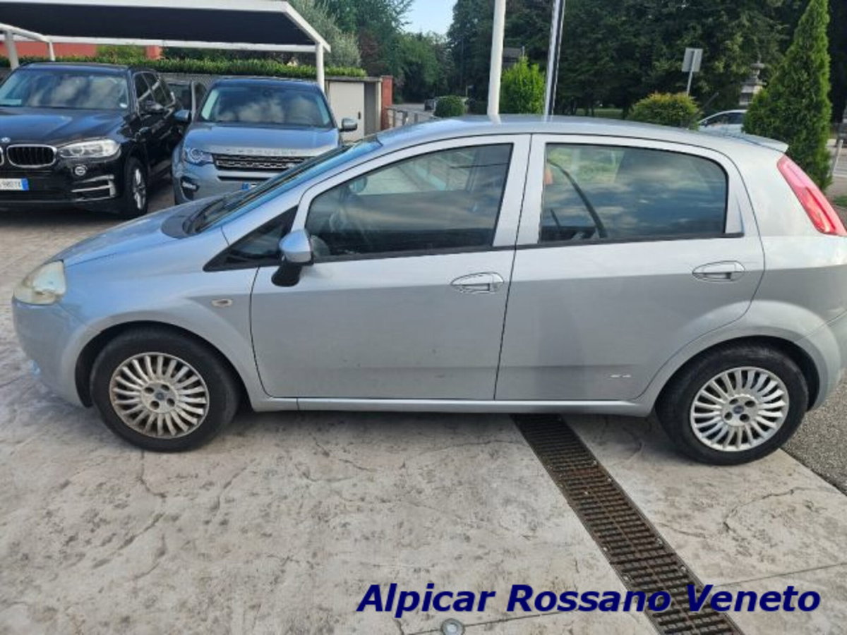 Fiat Grande Punto 1.3 MJT 90 CV 5 porte Dynamic (10)