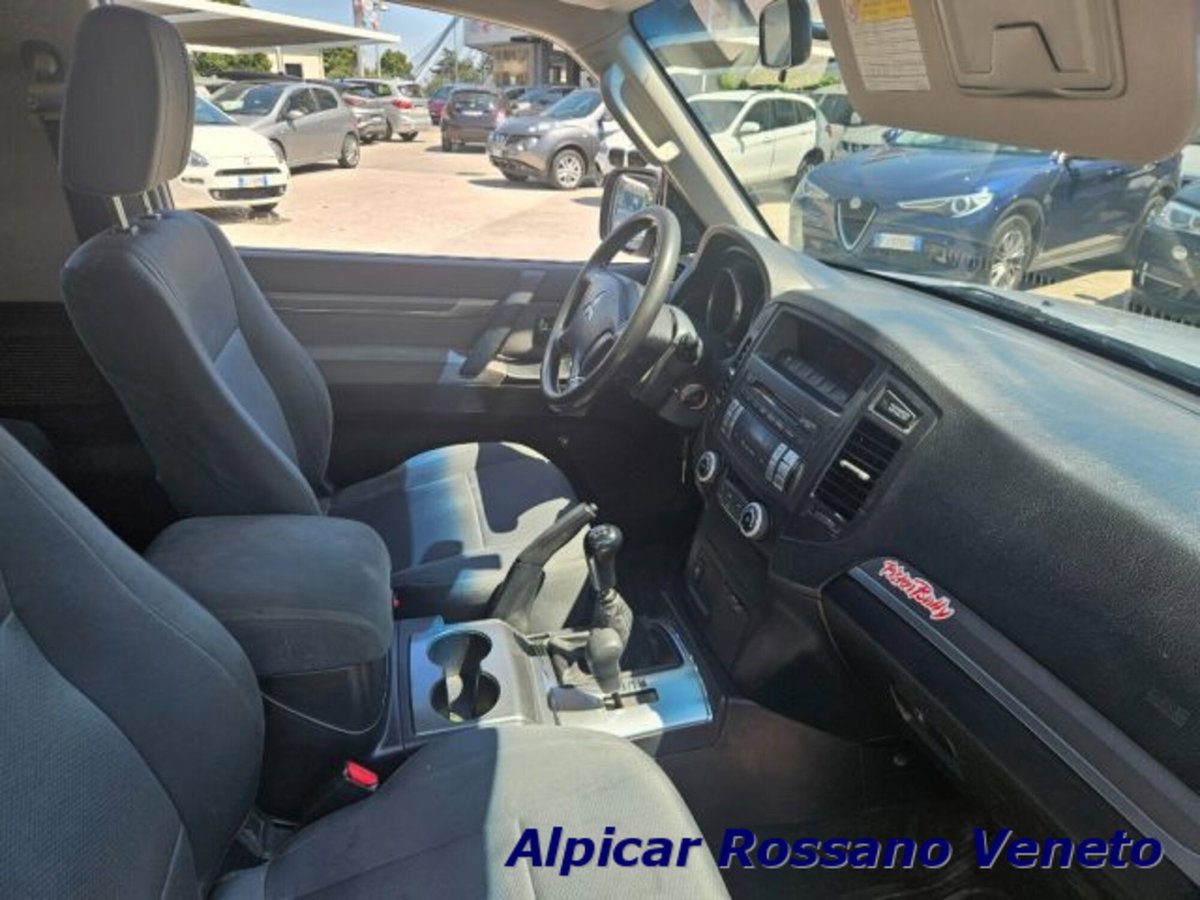 Mitsubishi Pajero 3.2 DI-D 16V 3p. Intense DPF (20)