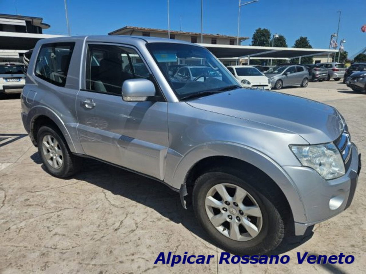 Mitsubishi Pajero 3.2 DI-D 16V 3p. Intense DPF (4)
