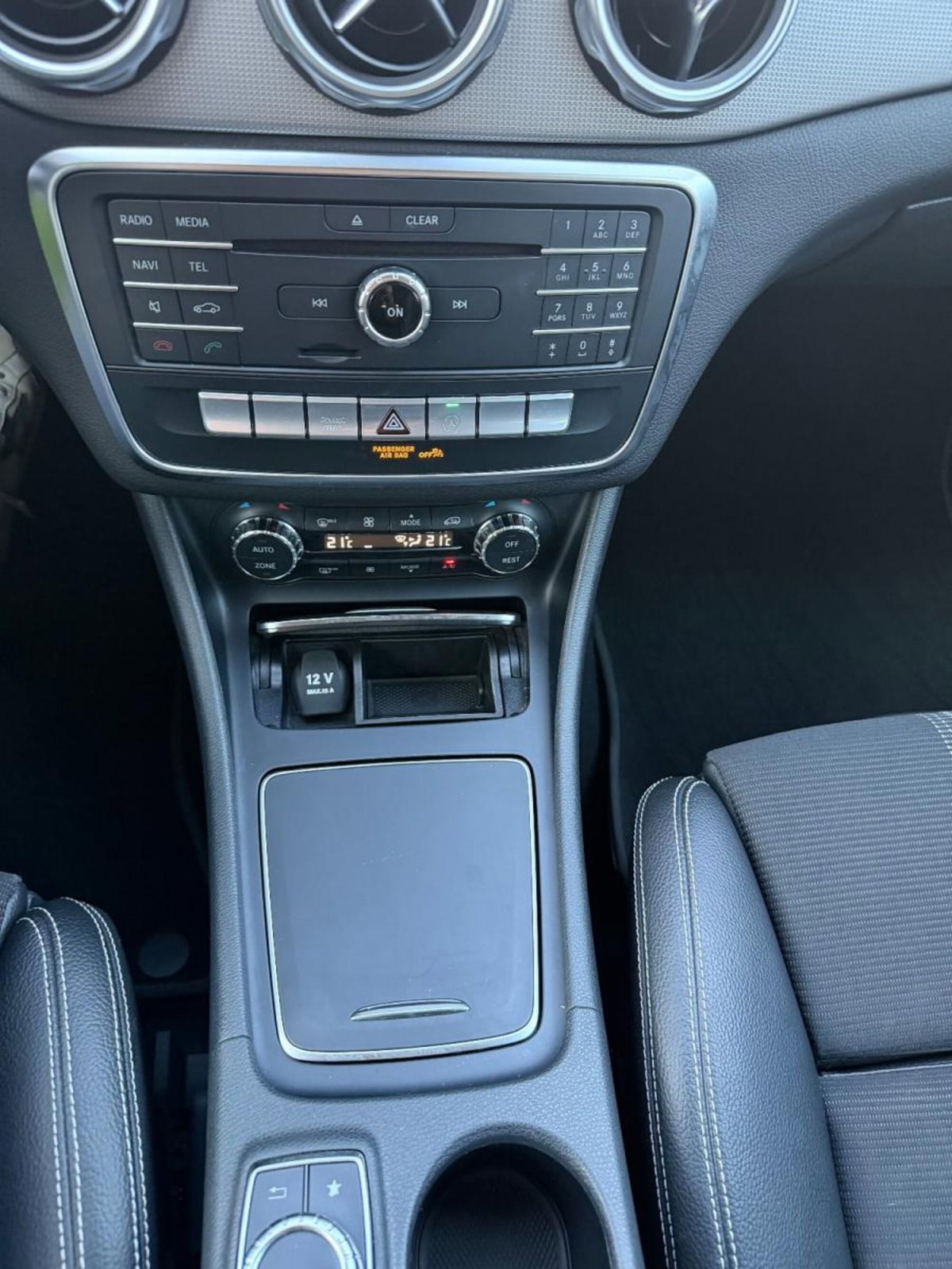 Mercedes-Benz GLA SUV 200 d Automatic Sport (19)