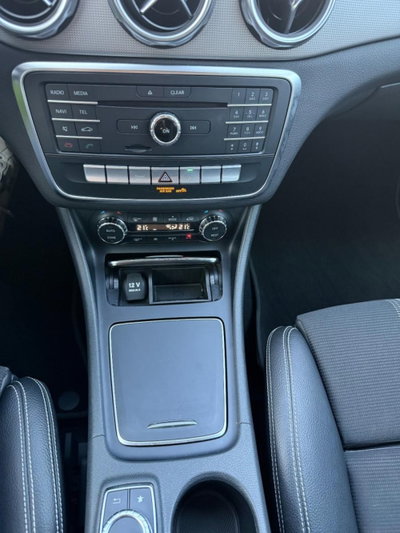 Mercedes-Benz GLA SUV 200 d Automatic Sport (19)