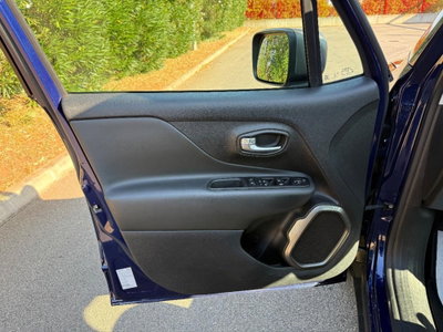 Jeep Renegade 1.6 Mjt 120 CV Limited (7)