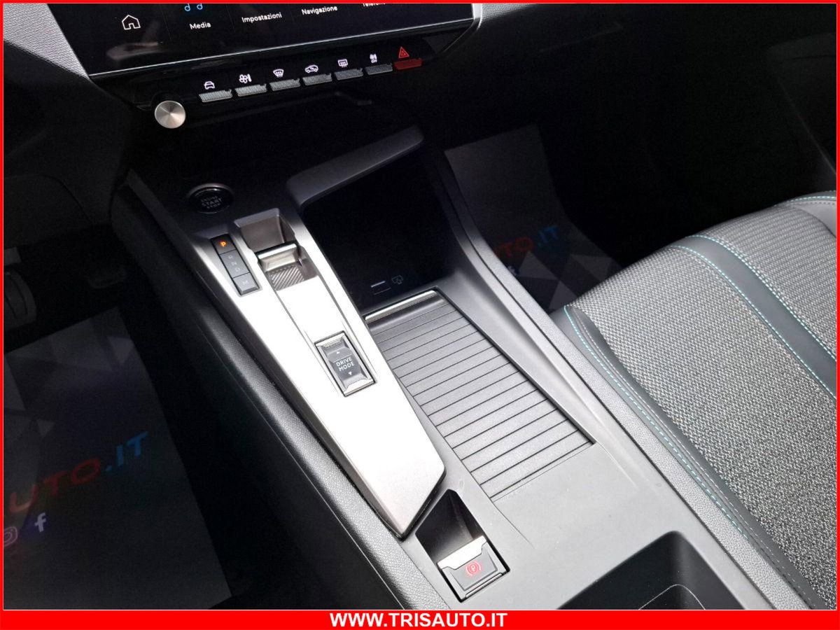 Peugeot 408 1.2 hybrid Allure 136cv e-dsc6 (18)