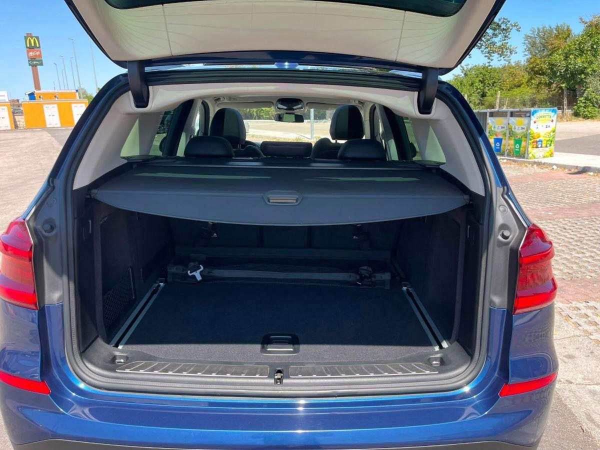 BMW X3 xDrive20d Luxury (14)