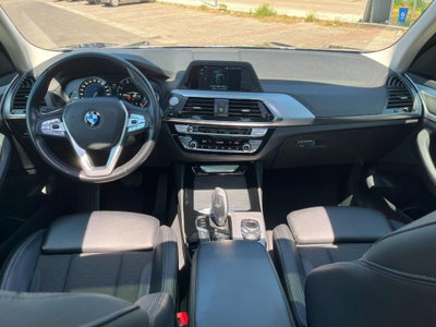 BMW X3 xDrive20d Luxury (5)