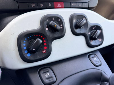 Fiat Panda 1.0 firefly hybrid s&s 70cv 5p.ti (14)