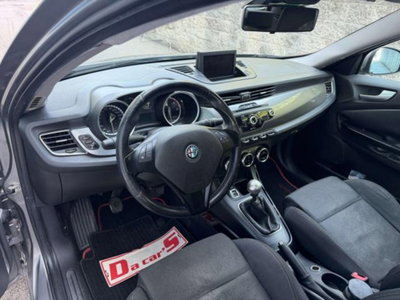 Alfa Romeo Giulietta 2.0 JTDm-2 Distinctive 170cv (15)