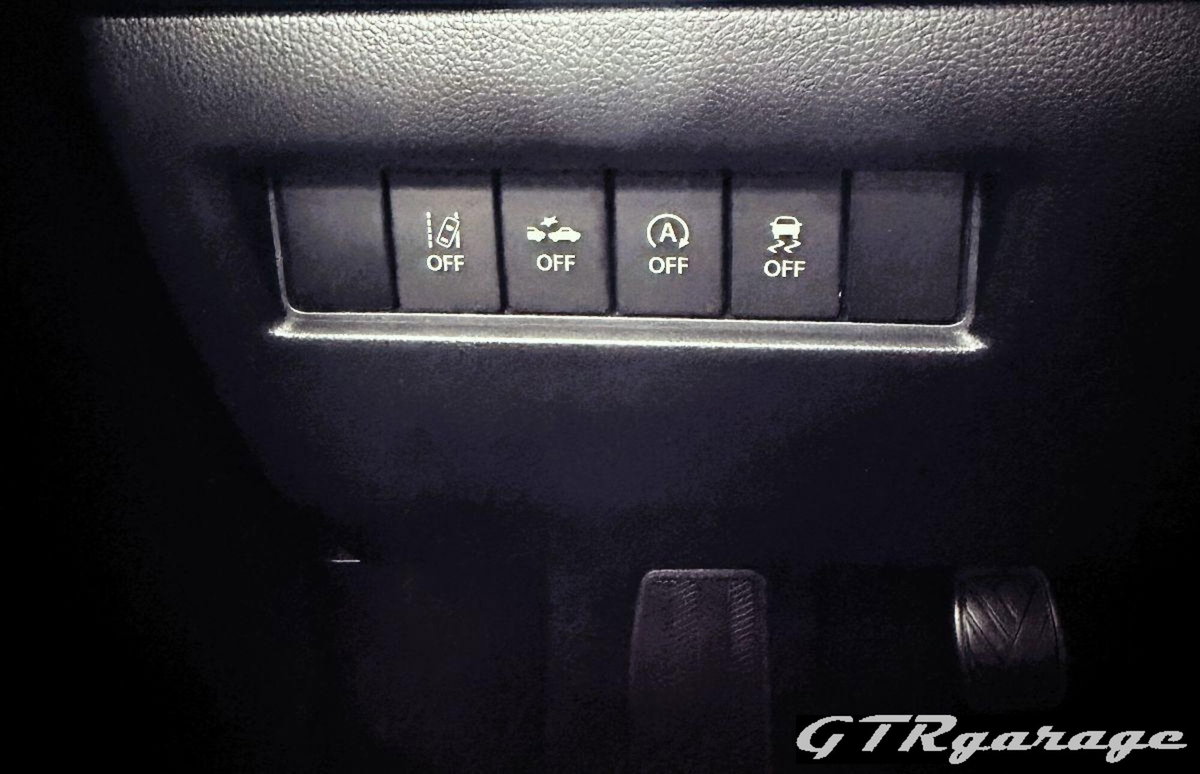 Suzuki Swift 1.2 Hybrid Top (16)