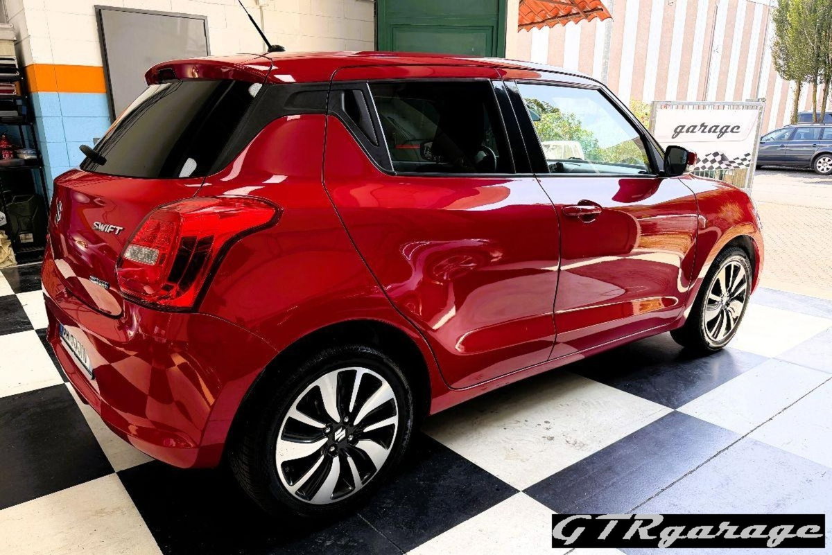 Suzuki Swift 1.2 Hybrid Top (6)