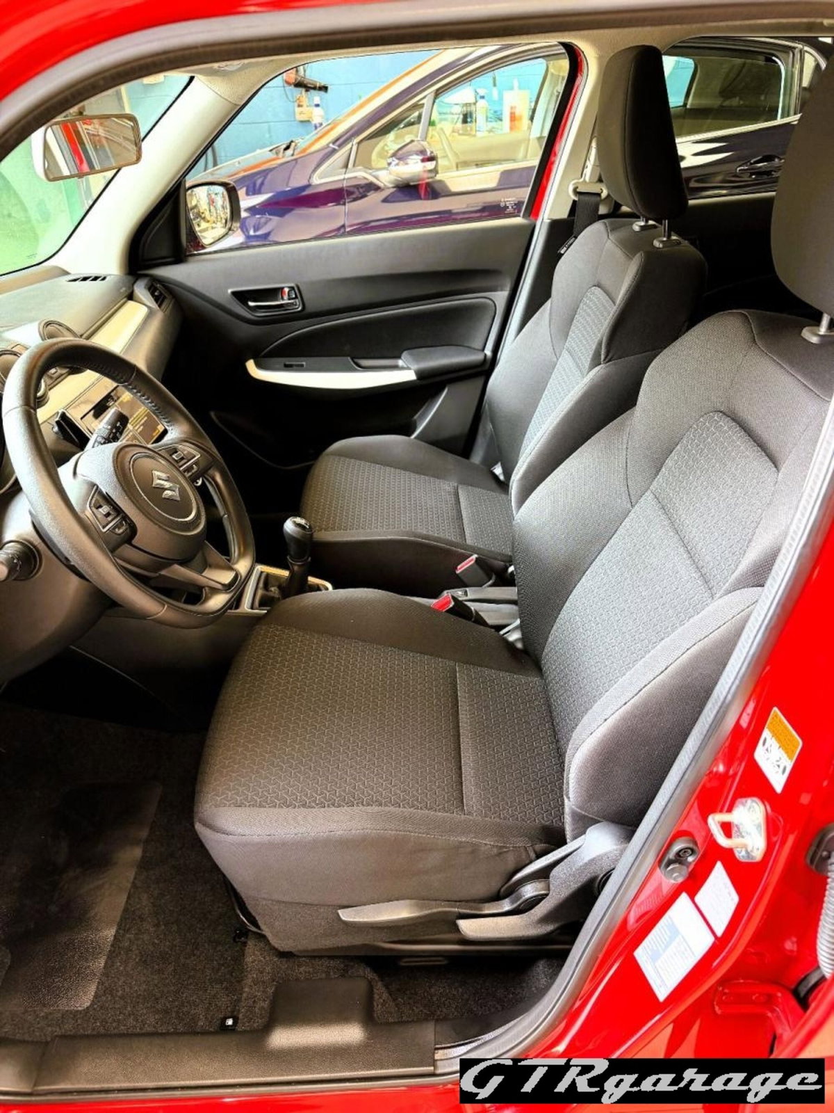 Suzuki Swift 1.2 Hybrid Top (7)