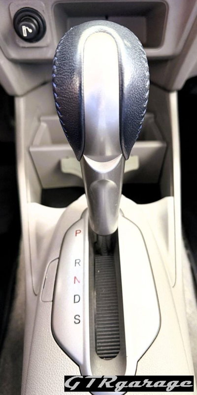 Honda Insight Executive (12)