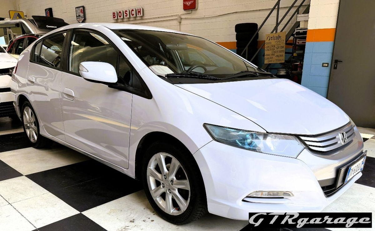 Honda Insight Executive (3)