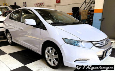 Honda Insight Executive (3)